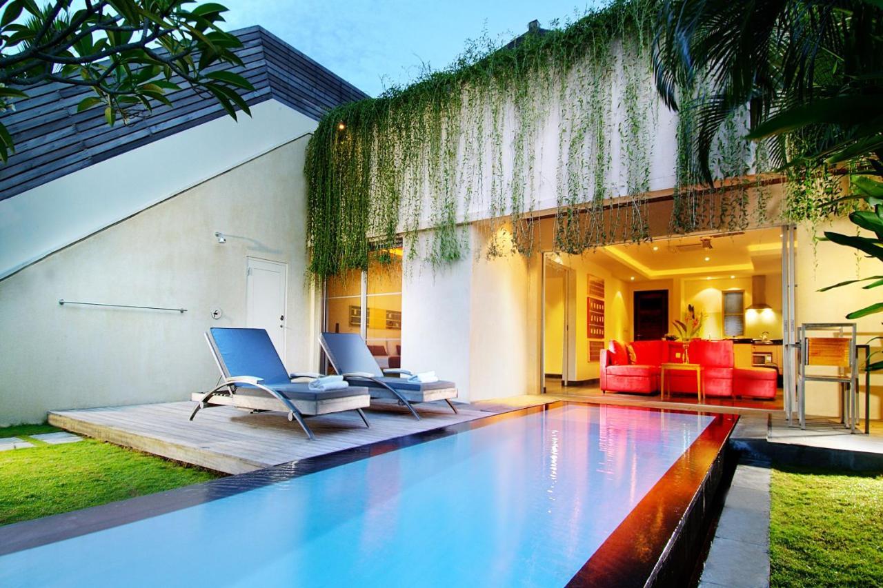Bali Island Villas And Spa Seminyak Esterno foto