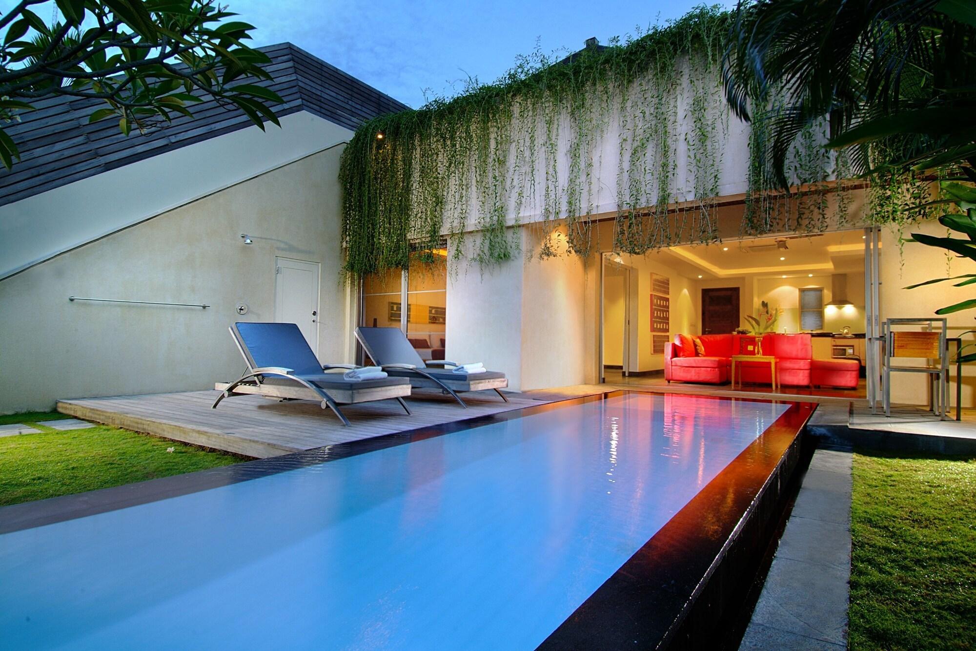 Bali Island Villas And Spa Seminyak Esterno foto