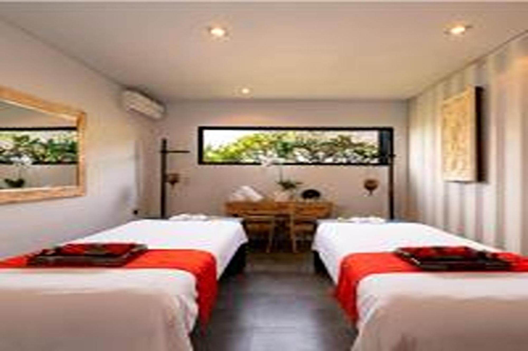 Bali Island Villas And Spa Seminyak Esterno foto